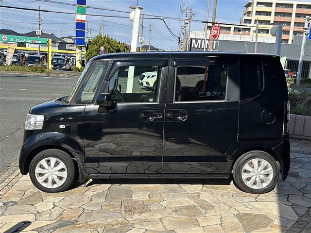 Ｎ－ＢＯＸ Ｇ　イクリプスナビ　ワンセグ　ＣＤ　ＥＴＣ　横滑り防止装置　プッシュスタート　オートエアコン　ハロゲンライト　純正ホイールキャップ　純正フロアマット　マニュアルレベリング　パワーウィンドウ（運転席オート）（35枚目）