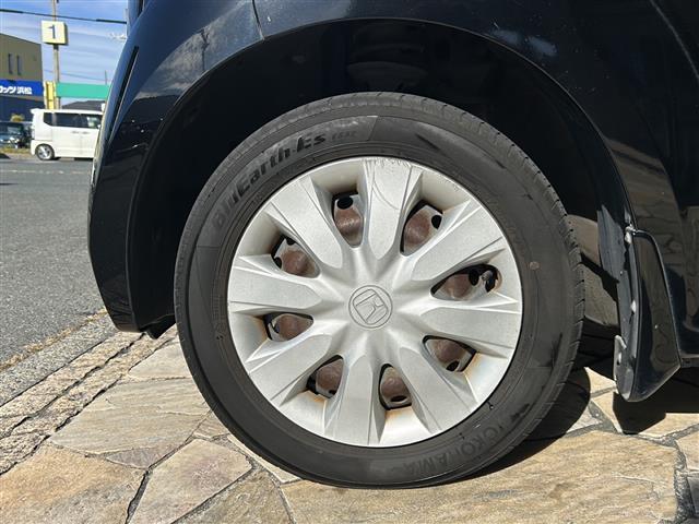 Ｎ－ＢＯＸ Ｇ　イクリプスナビ　ワンセグ　ＣＤ　ＥＴＣ　横滑り防止装置　プッシュスタート　オートエアコン　ハロゲンライト　純正ホイールキャップ　純正フロアマット　マニュアルレベリング　パワーウィンドウ（運転席オート）（37枚目）