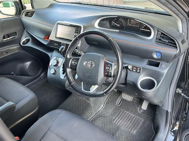 シエンタ ハイブリッドＧ　純正ナビ　バックカメラ　両側パワースライドドア　ＥＴＣ　ステリモ　プッシュスタート　オートエアコン　横滑り防止装置　純正ホイールキャップ　ハロゲンヘッドライト　純正フロアマット　マニュアルレベリング（18枚目）