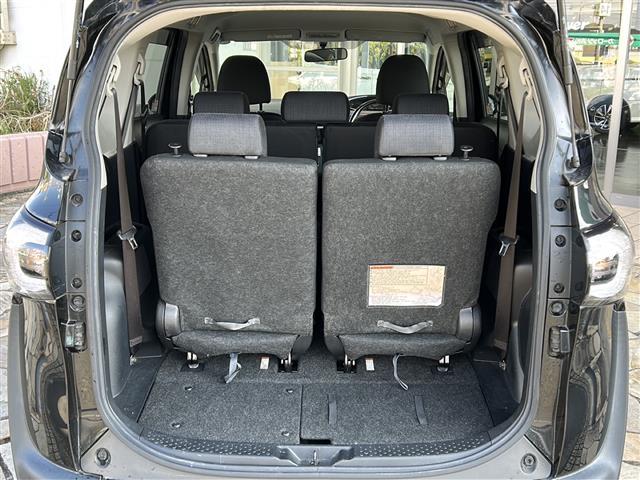 シエンタ ハイブリッドＧ　純正ナビ　バックカメラ　両側パワースライドドア　ＥＴＣ　ステリモ　プッシュスタート　オートエアコン　横滑り防止装置　純正ホイールキャップ　ハロゲンヘッドライト　純正フロアマット　マニュアルレベリング（27枚目）