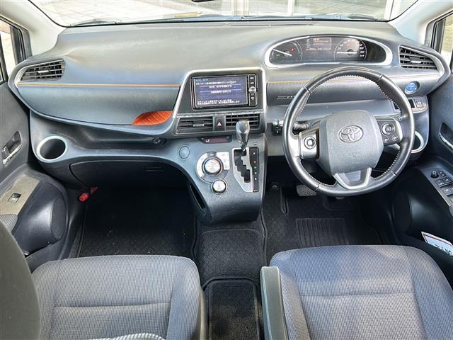 シエンタ ハイブリッドＧ　純正ナビ　バックカメラ　両側パワースライドドア　ＥＴＣ　ステリモ　プッシュスタート　オートエアコン　横滑り防止装置　純正ホイールキャップ　ハロゲンヘッドライト　純正フロアマット　マニュアルレベリング（42枚目）