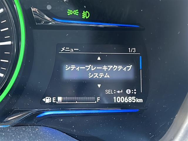 ヴェゼル ハイブリッドＸ　純正ナビ・衝突軽減・レーンキープ・クルコン・バックカメラ・ＥＴＣ・パドルシフト・ステリモ・電動パーキングブレーキ・オートホールド・ＬＥＤヘッドライト・オートライト・オートハイビーム・フォグランプ（6枚目）