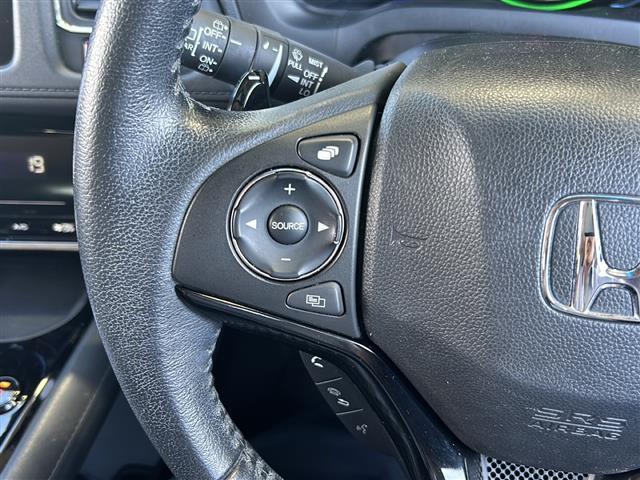 ヴェゼル ハイブリッドＸ　純正ナビ・衝突軽減・レーンキープ・クルコン・バックカメラ・ＥＴＣ・パドルシフト・ステリモ・電動パーキングブレーキ・オートホールド・ＬＥＤヘッドライト・オートライト・オートハイビーム・フォグランプ（11枚目）