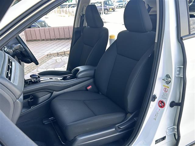 ヴェゼル ハイブリッドＸ　純正ナビ・衝突軽減・レーンキープ・クルコン・バックカメラ・ＥＴＣ・パドルシフト・ステリモ・電動パーキングブレーキ・オートホールド・ＬＥＤヘッドライト・オートライト・オートハイビーム・フォグランプ（24枚目）