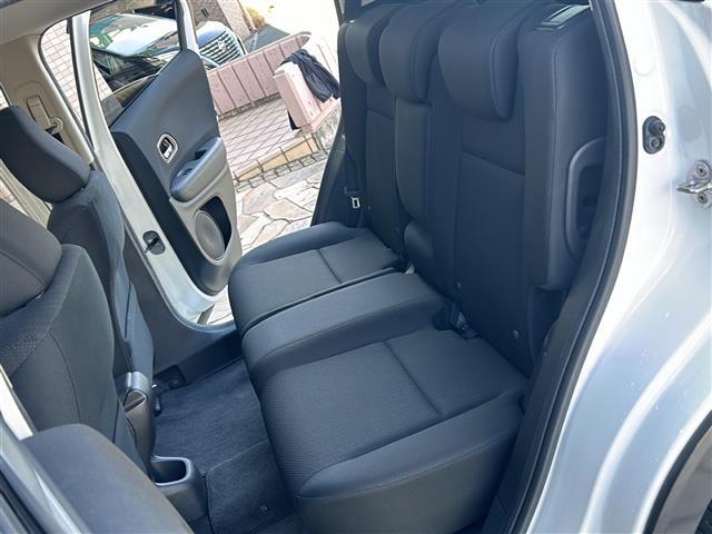 ヴェゼル ハイブリッドＸ　純正ナビ・衝突軽減・レーンキープ・クルコン・バックカメラ・ＥＴＣ・パドルシフト・ステリモ・電動パーキングブレーキ・オートホールド・ＬＥＤヘッドライト・オートライト・オートハイビーム・フォグランプ（26枚目）