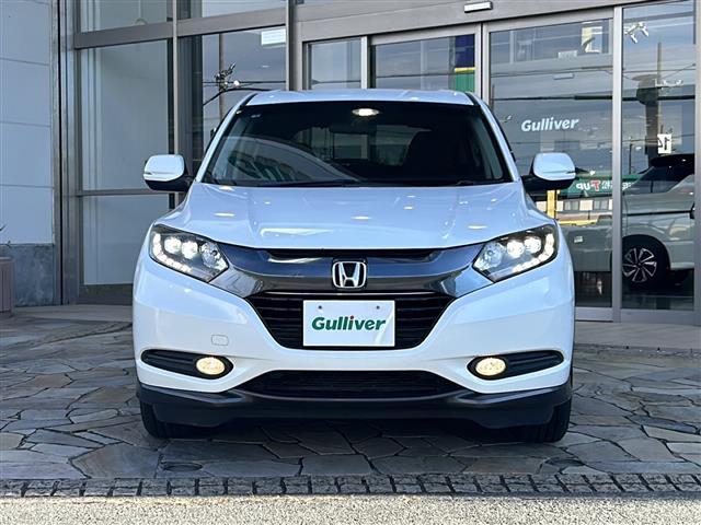 ヴェゼル ハイブリッドＸ　純正ナビ・衝突軽減・レーンキープ・クルコン・バックカメラ・ＥＴＣ・パドルシフト・ステリモ・電動パーキングブレーキ・オートホールド・ＬＥＤヘッドライト・オートライト・オートハイビーム・フォグランプ（28枚目）