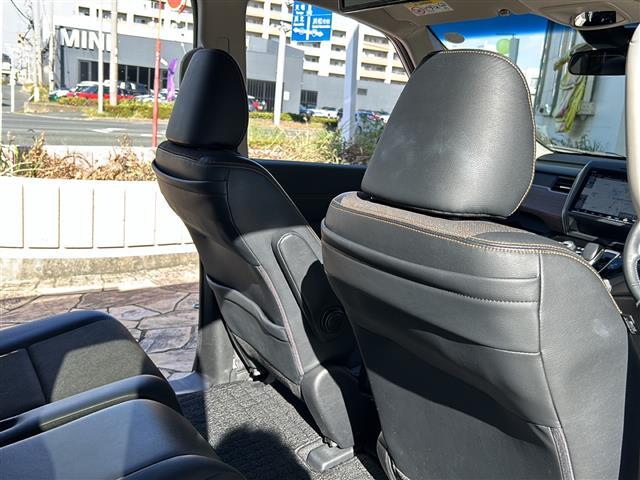 フリード+ハイブリッド ハイブリッド・クロスターホンダセンシング 純正ナビ バックカメラ フリップダウンモニター ホンダセンシング ハーフレザーシート シートヒーター LEDヘッドライト ETC サイドカーテンエアバッグ ルーフレール オートライト 純正アルミ(22枚目)