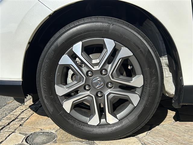 フリード+ハイブリッド ハイブリッド・クロスターホンダセンシング 純正ナビ バックカメラ フリップダウンモニター ホンダセンシング ハーフレザーシート シートヒーター LEDヘッドライト ETC サイドカーテンエアバッグ ルーフレール オートライト 純正アルミ(41枚目)