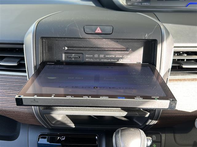 フリード クロスター　純正ナビ（ＣＤ　ＤＶＤ　ＡＭ　ＦＭ　フルセグＴＶ　ＳＤ　Ｂｌｕｅｔｏｏｔｈ）バックカメラ☆クルーズコントロール追従あり　両側パワースライドドア　シートヒーター　ドライブレコーダー　ウォークスルー（30枚目）