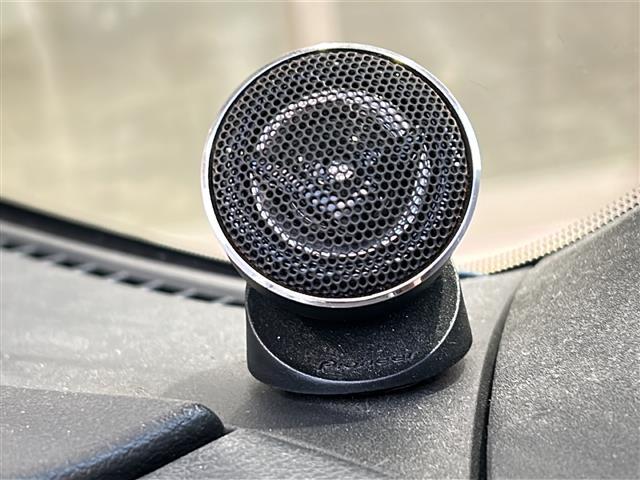 セレナ ハイウェイスター　純正ナビ・両側パワスラ・後席モニター・衝突軽減・クルコン・ＥＴＣ・社外フロアマット・純正アルミホイール・ＬＥＤヘッドライト・オートライト・フォグランプ・スマートキー・プッシュスタート（9枚目）