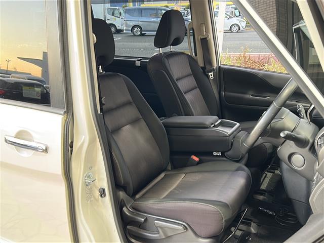 セレナ ハイウェイスター　純正ナビ・両側パワスラ・後席モニター・衝突軽減・クルコン・ＥＴＣ・社外フロアマット・純正アルミホイール・ＬＥＤヘッドライト・オートライト・フォグランプ・スマートキー・プッシュスタート（22枚目）