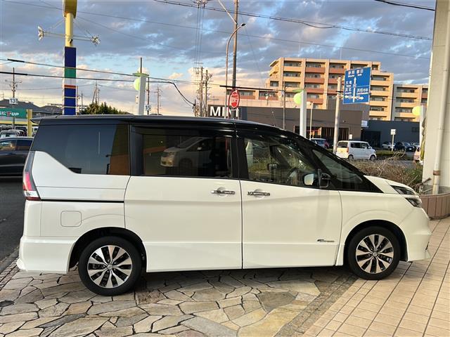 セレナ ハイウェイスター　純正ナビ・両側パワスラ・後席モニター・衝突軽減・クルコン・ＥＴＣ・社外フロアマット・純正アルミホイール・ＬＥＤヘッドライト・オートライト・フォグランプ・スマートキー・プッシュスタート（33枚目）