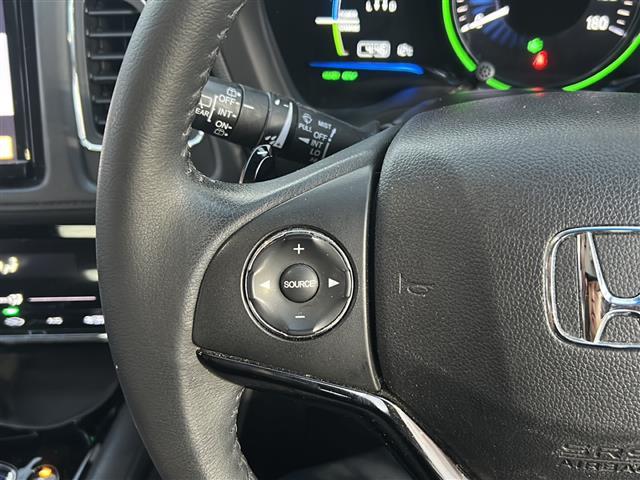 気になる車はすぐにお問い合わせください！画面右側の００６６から始まる無料ダイヤルからお問い合わせ下さい！専門スタッフがお車のご質問にお答えいたします！