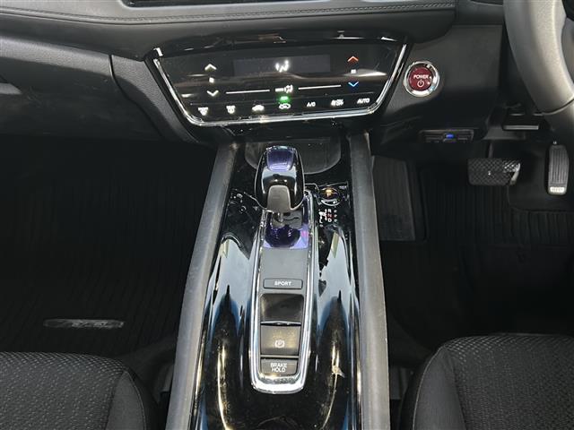 店頭在庫以外にも全国約４万台※の在庫から、ぴったりな１台をご提案します！※２０２３年１０月現在の在庫台数です。売約済の可能性があります。