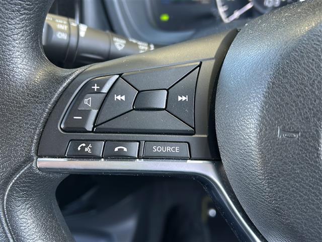 ノート e-パワー X シーギアリミテッド 社外ナビ・衝突軽減・レーンキープ・追従クルコン・コーナーセンサー前後・全方位カメラ・ETC・ドラレコ・インテリジェントルームミラー・ヒーテッドドアミラー・ルーフレール・LEDヘッドライト(11枚目)