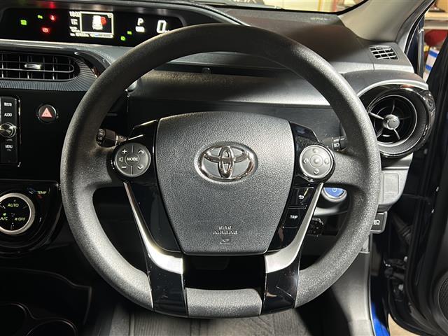 アクア Ｓスタイルブラック　純正ナビ・衝突軽減・レーンキープ・クルコン・コーナーセンサー前後・バックカメラ・ビルトインＥＴＣ・ステリモ・ＬＥＤヘッドライト・オートライト・オートハイビーム・フォグランプ・純正フロアマット・純正ＡＷ（9枚目）