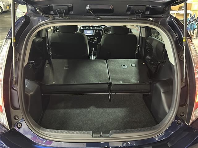 アクア Ｓスタイルブラック　純正ナビ・衝突軽減・レーンキープ・クルコン・コーナーセンサー前後・バックカメラ・ビルトインＥＴＣ・ステリモ・ＬＥＤヘッドライト・オートライト・オートハイビーム・フォグランプ・純正フロアマット・純正ＡＷ（28枚目）