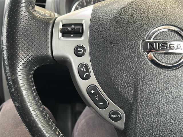 エクストレイル ２０Ｘ　純正ナビ　バックカメラ　合皮シート　シートヒーター　ダウンヒルアシストコントロール　ＬＥＤヘッドライト　ドライブレコーダー　ステアリングスイッチ　パワーステアリング　パワーウィンドウ　横滑り防止装置（6枚目）