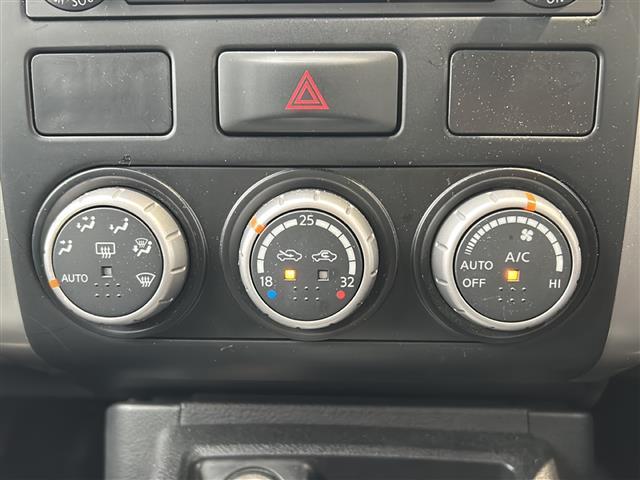 エクストレイル ２０Ｘ　純正ナビ　バックカメラ　合皮シート　シートヒーター　ダウンヒルアシストコントロール　ＬＥＤヘッドライト　ドライブレコーダー　ステアリングスイッチ　パワーステアリング　パワーウィンドウ　横滑り防止装置（14枚目）