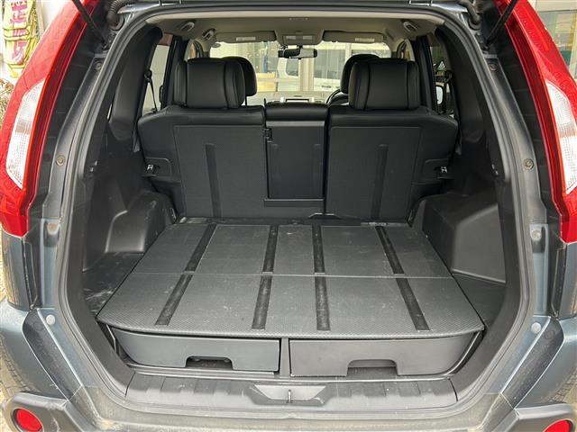 エクストレイル ２０Ｘ　純正ナビ　バックカメラ　合皮シート　シートヒーター　ダウンヒルアシストコントロール　ＬＥＤヘッドライト　ドライブレコーダー　ステアリングスイッチ　パワーステアリング　パワーウィンドウ　横滑り防止装置（28枚目）