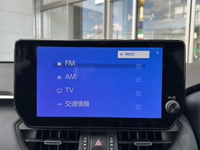 ＲＡＶ４ ハイブリッドＧ　純正１０．５インチディスプレイオーディオ　パノラミックビューモニター　ステアリングヒーター　パワーバックドア　トヨタセーフティセンス　デジタルインナーミラー　純正１８インチアルミホイール　ＥＴＣ（3枚目）