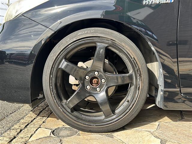 プリウス S ナビ スマートキー クルーズコントロール オートライト プッシュスタート ワンセグテレビ スペアキー有 社外18インチアルミホイール ステアリングスイッチ オートエアコン(39枚目)