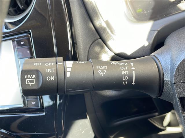 ノート ｅ－パワー　Ｘ　ドライブレコーダー　ＥＴＣ　バックカメラ　レーンキープアシスト　オートライト　スマートキー　プッシュスタート　パワーステアリング　パワーウィンド　横滑り防止　盗難防止装置　オートエアコン　衝突軽減（7枚目）