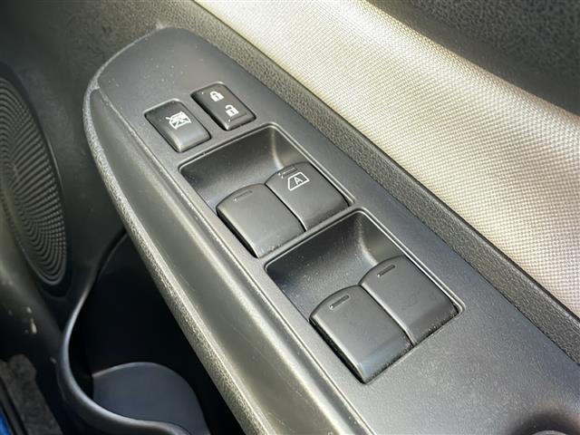 ノート ｅ－パワー　Ｘ　ドライブレコーダー　ＥＴＣ　バックカメラ　レーンキープアシスト　オートライト　スマートキー　プッシュスタート　パワーステアリング　パワーウィンド　横滑り防止　盗難防止装置　オートエアコン　衝突軽減（17枚目）