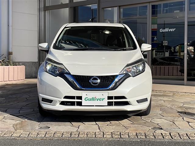 ノート ｅ－パワー　Ｘ　ドライブレコーダー　ＥＴＣ　バックカメラ　レーンキープアシスト　オートライト　スマートキー　プッシュスタート　パワーステアリング　パワーウィンド　横滑り防止　盗難防止装置　オートエアコン　衝突軽減（29枚目）