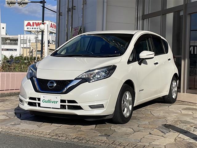 ノート ｅ－パワー　Ｘ　ドライブレコーダー　ＥＴＣ　バックカメラ　レーンキープアシスト　オートライト　スマートキー　プッシュスタート　パワーステアリング　パワーウィンド　横滑り防止　盗難防止装置　オートエアコン　衝突軽減（30枚目）