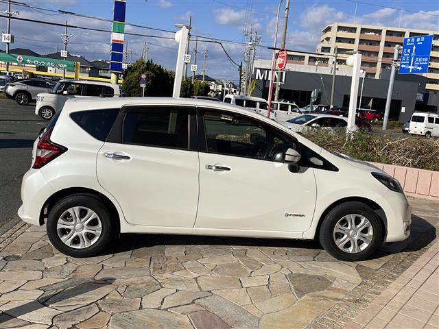 ノート ｅ－パワー　Ｘ　ドライブレコーダー　ＥＴＣ　バックカメラ　レーンキープアシスト　オートライト　スマートキー　プッシュスタート　パワーステアリング　パワーウィンド　横滑り防止　盗難防止装置　オートエアコン　衝突軽減（34枚目）