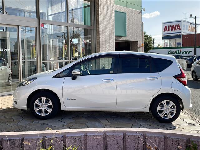 ノート ｅ－パワー　Ｘ　ドライブレコーダー　ＥＴＣ　バックカメラ　レーンキープアシスト　オートライト　スマートキー　プッシュスタート　パワーステアリング　パワーウィンド　横滑り防止　盗難防止装置　オートエアコン　衝突軽減（35枚目）