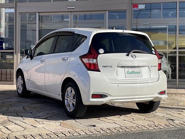 ノート ｅ－パワー　Ｘ　ドライブレコーダー　ＥＴＣ　バックカメラ　レーンキープアシスト　オートライト　スマートキー　プッシュスタート　パワーステアリング　パワーウィンド　横滑り防止　盗難防止装置　オートエアコン　衝突軽減（43枚目）