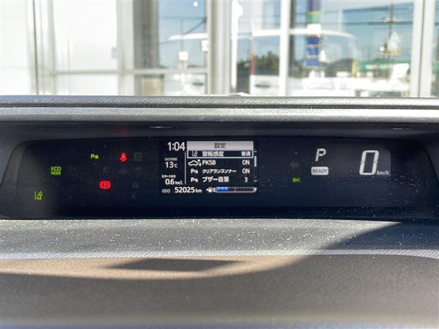 アクア クロスオーバー　グラム　純正ナビ（ＡＭ　ＦＭ　ＣＤ　ＤＶＤ　フルセグ　ＳＤ　Ｂｌｕｅｔｏｏｔｈ）バックカメラ　ハーフレザーシート　ルーフレール　ステアリングリモコン　コーナーセンサー　ＥＴＣ　純正アルミホイール　スマートキー（6枚目）