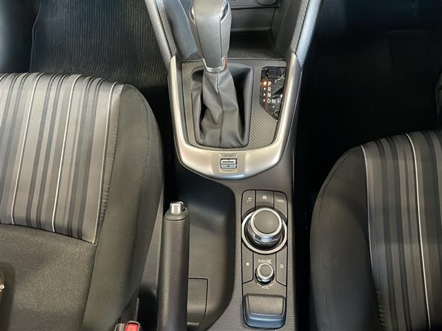 ＭＡＺＤＡ２ １５Ｓ　純正ナビ　ドライブレコーダー　ＥＴＣ　アイドリングストップ　ステアリングリモコン　オートライト　オートハイビーム　レーンキープアシスト　コーナーセンサー　プッシュスタート　スマートキー　ＢＳＭ（13枚目）