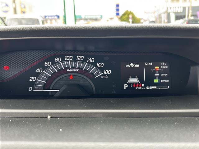 ソリオバンディット ハイブリッドＭＶ　純正ナビ　レーダークルーズコントロール　バックカメラ　ＢＳＭ　両側パワースライドドア　シートヒーター　ステアリングリモコン　レーンキープアシスト　オートライト　オートハイビーム　アイドリングストップ（7枚目）