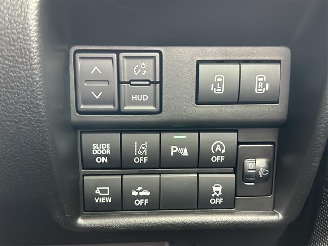 ソリオバンディット ハイブリッドＭＶ　純正ナビ　レーダークルーズコントロール　バックカメラ　ＢＳＭ　両側パワースライドドア　シートヒーター　ステアリングリモコン　レーンキープアシスト　オートライト　オートハイビーム　アイドリングストップ（13枚目）