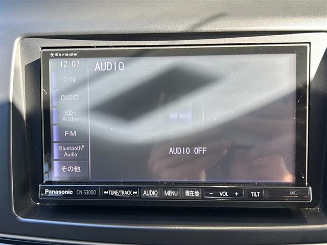 ギャランフォルティススポーツバック ラリーアート　社外ナビ・衝突軽減・クルコン・バックカメラ・ＥＴＣ・パドルシフト・ステリモ・純正フロアマット・純正アルミホイール・キセノンヘッドライト・オートライト・フォグランプ・スマートキー・プッシュスタート（4枚目）