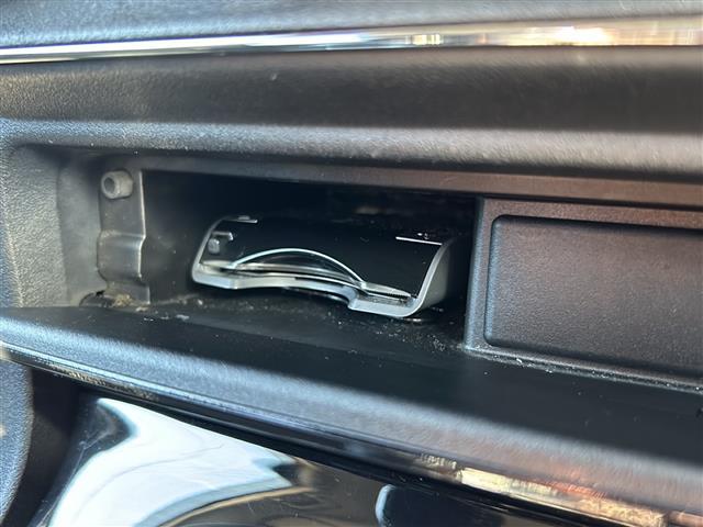 ギャランフォルティススポーツバック ラリーアート　社外ナビ・衝突軽減・クルコン・バックカメラ・ＥＴＣ・パドルシフト・ステリモ・純正フロアマット・純正アルミホイール・キセノンヘッドライト・オートライト・フォグランプ・スマートキー・プッシュスタート（7枚目）