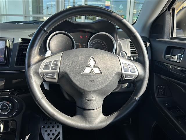 ギャランフォルティススポーツバック ラリーアート　社外ナビ・衝突軽減・クルコン・バックカメラ・ＥＴＣ・パドルシフト・ステリモ・純正フロアマット・純正アルミホイール・キセノンヘッドライト・オートライト・フォグランプ・スマートキー・プッシュスタート（9枚目）