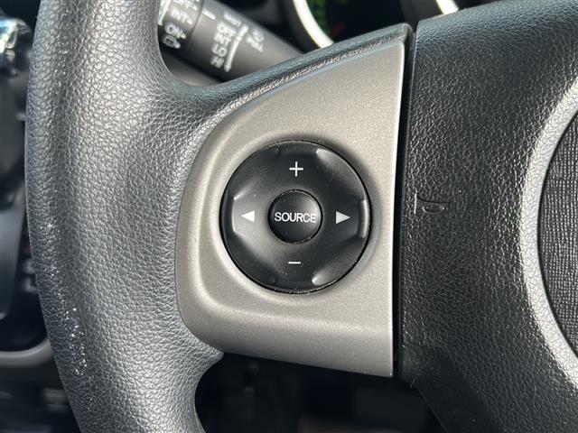 Ｎ－ＢＯＸ Ｇ　ＳＳパッケージ　純正ナビ　ルーフキャリア　両側パワースライドドア　ステアリングリモコン　バックカメラ　アイドリングストップ　横滑り防止　プッシュスタート　スマートキー　ＥＴＣ　盗難防止装置　パワーステアリング（8枚目）