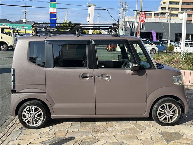 Ｎ－ＢＯＸ Ｇ　ＳＳパッケージ　純正ナビ　ルーフキャリア　両側パワースライドドア　ステアリングリモコン　バックカメラ　アイドリングストップ　横滑り防止　プッシュスタート　スマートキー　ＥＴＣ　盗難防止装置　パワーステアリング（36枚目）