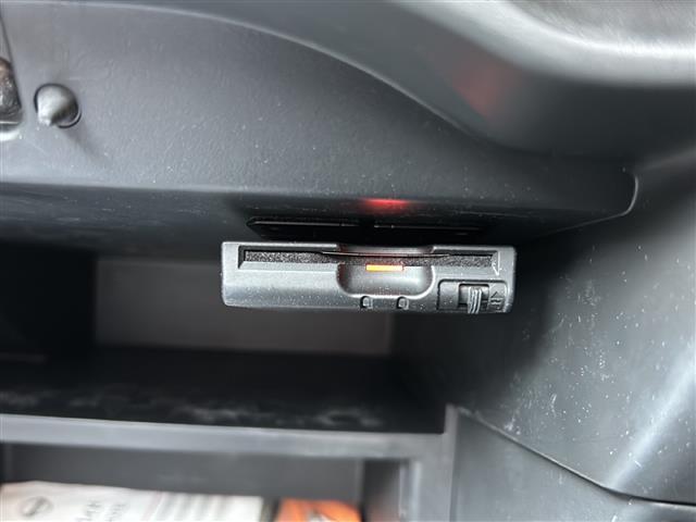 ノート ｅ－パワー　Ｘ　純正ナビ　全方位カメラ　コーナーセンサー　ドライブレコーダー　スマートキー　デジタルインナーミラー　エマージェンシーブレーキ　　レーンキープ　レーダークルーズコントロール　ＥＴＣ　横滑り防止装置（20枚目）