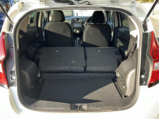 ノート ｅ－パワー　Ｘ　純正ナビ　全方位カメラ　コーナーセンサー　ドライブレコーダー　スマートキー　デジタルインナーミラー　エマージェンシーブレーキ　　レーンキープ　レーダークルーズコントロール　ＥＴＣ　横滑り防止装置（30枚目）