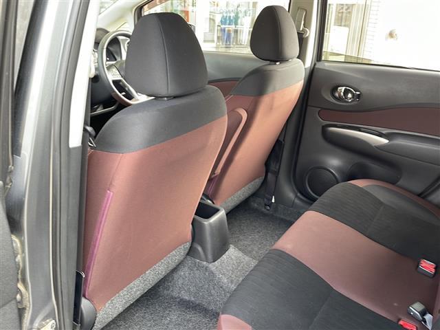 ノート ｅ－パワー　Ｘ　モード・プレミア　純正ナビ・衝突軽減・横滑り防止装置・レーンキープ・バックカメラ・ＥＴＣ・ステリモ・スマートキー・プッシュスタート・スペアキー１本・社外アルミホイール・オートライト（24枚目）