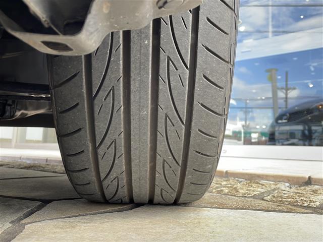 ノート ｅ－パワー　Ｘ　モード・プレミア　純正ナビ・衝突軽減・横滑り防止装置・レーンキープ・バックカメラ・ＥＴＣ・ステリモ・スマートキー・プッシュスタート・スペアキー１本・社外アルミホイール・オートライト（41枚目）