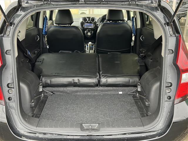 ノート ｅ－パワー　Ｘ　純正ナビ　バックカメラ　ステアリングリモコン　アイドリングストップ　レーンキープアシスト　オートライト　パワーステアリング　パワーウィンド　プッシュスタート　スマートキー　エマージェンシーブレーキ（30枚目）