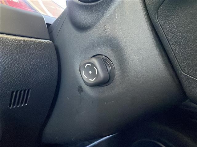 ＲＸ ＲＸ２００ｔ　Ｆスポーツ　純正ナビ・サンルーフ・衝突軽減・レーンキープ・追従クルコン・ＢＳＭ・コーナーセンサー前後・バックカメラ・ＥＴＣ２．０・ドラレコ前・ＨＵＤ・パワーバックドア・レザーシート・パワーシート・シートヒーター（14枚目）