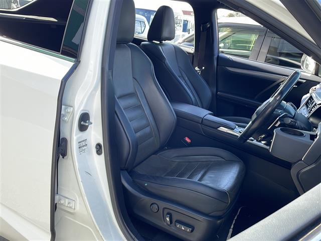 ＲＸ ＲＸ２００ｔ　Ｆスポーツ　純正ナビ・サンルーフ・衝突軽減・レーンキープ・追従クルコン・ＢＳＭ・コーナーセンサー前後・バックカメラ・ＥＴＣ２．０・ドラレコ前・ＨＵＤ・パワーバックドア・レザーシート・パワーシート・シートヒーター（20枚目）