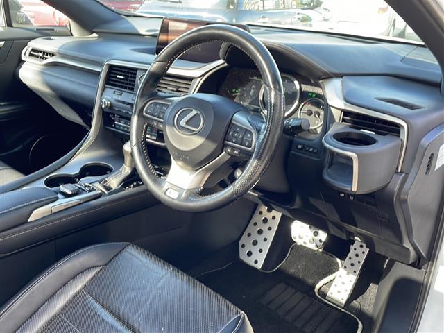 ＲＸ ＲＸ２００ｔ　Ｆスポーツ　純正ナビ・サンルーフ・衝突軽減・レーンキープ・追従クルコン・ＢＳＭ・コーナーセンサー前後・バックカメラ・ＥＴＣ２．０・ドラレコ前・ＨＵＤ・パワーバックドア・レザーシート・パワーシート・シートヒーター（21枚目）